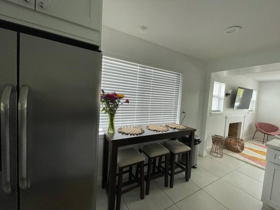 Jungle Cottage With Luxury Pool, Hot Tub And More! Lake Worth Beach Esterno foto