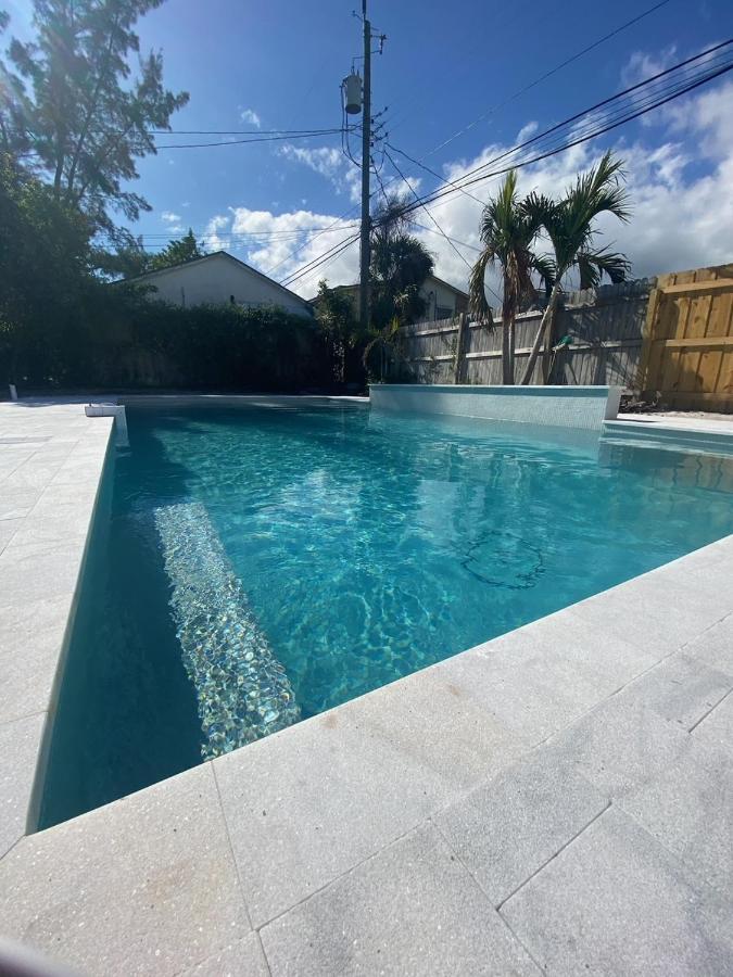 Jungle Cottage With Luxury Pool, Hot Tub And More! Lake Worth Beach Esterno foto